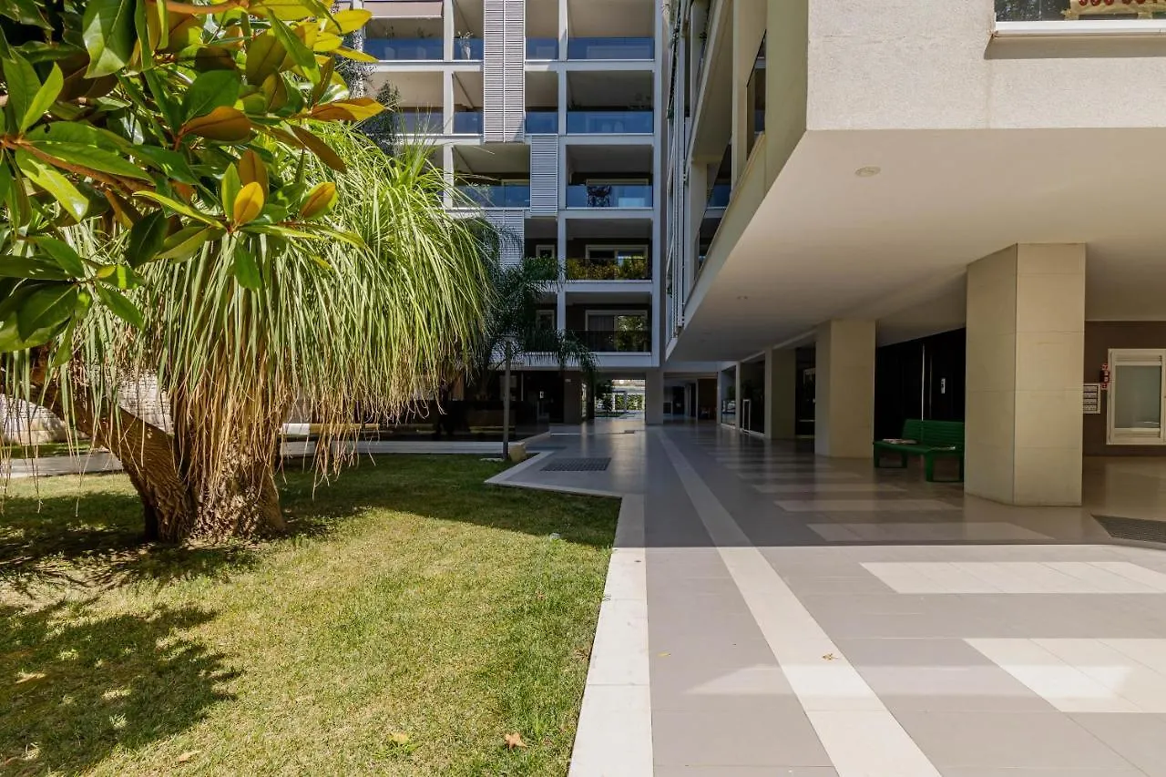 דירות בארי Elilux - Zona Policlinico, Garage E Posto Auto